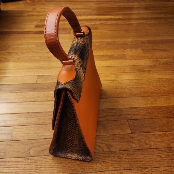 Veari Genuine Leather Python Purse - Picture 5 of 8